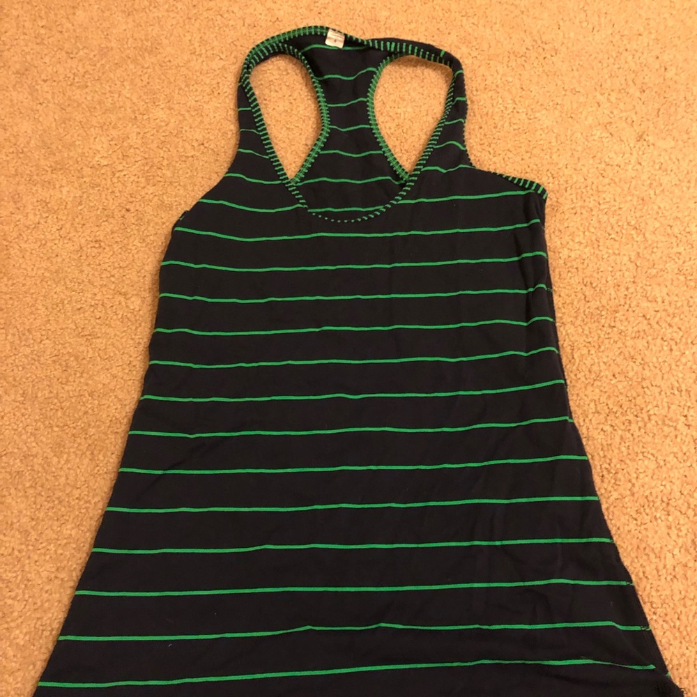 Lululemon tank
